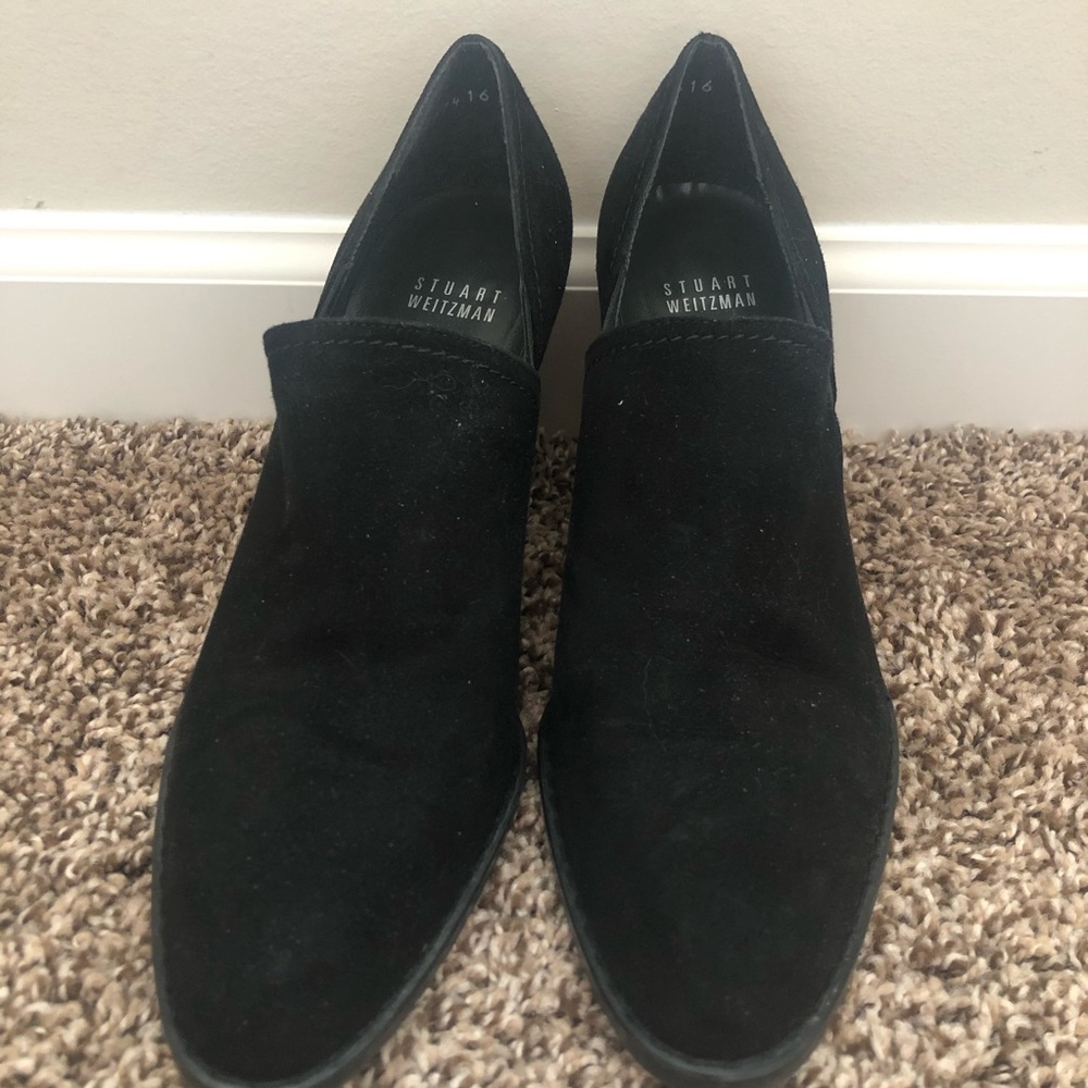Black suede Heel.